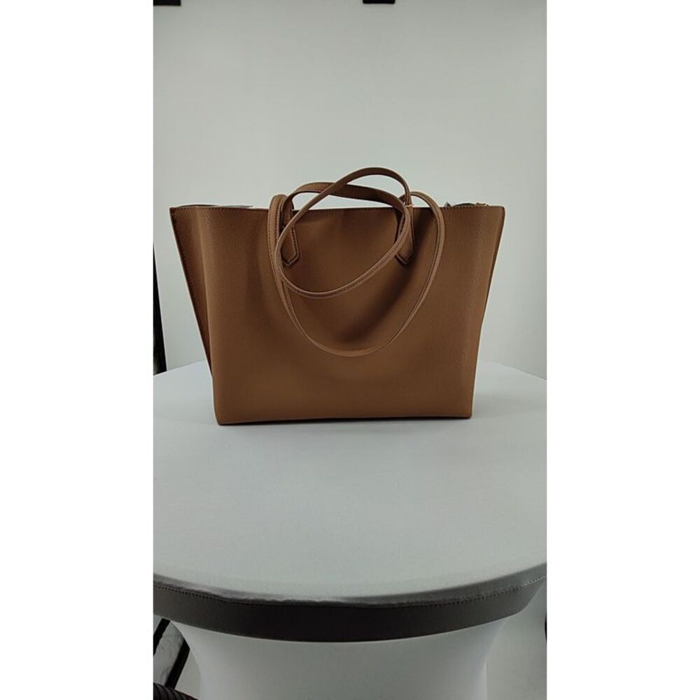 Quince Italian Leather Triple Compartment Shopper Tote Cappuccino Bags One Size